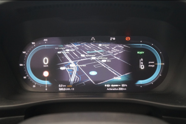 Volvo XC40 Recharge P8 AWD R-Design -PANO-NAVI-ECC-