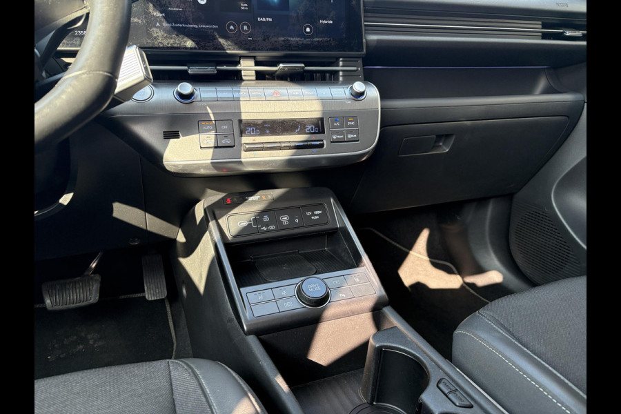 Hyundai Kona 1.6 GDI HEV Comfort | Stoelverwarming | Privacy glass | Camera | Adaptive cruise control | Carplay