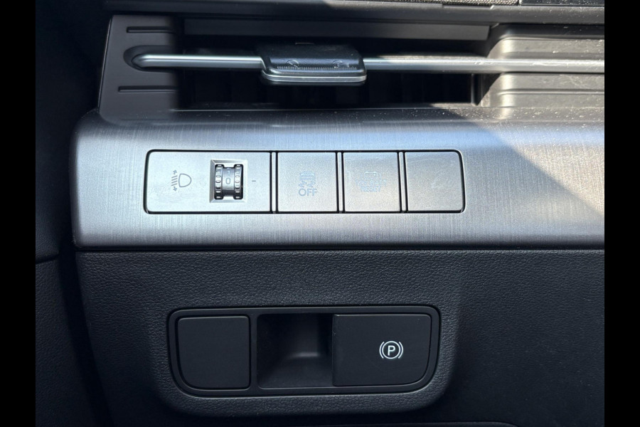 Hyundai Kona 1.6 GDI HEV Comfort | Stoelverwarming | Privacy glass | Camera | Adaptive cruise control | Carplay