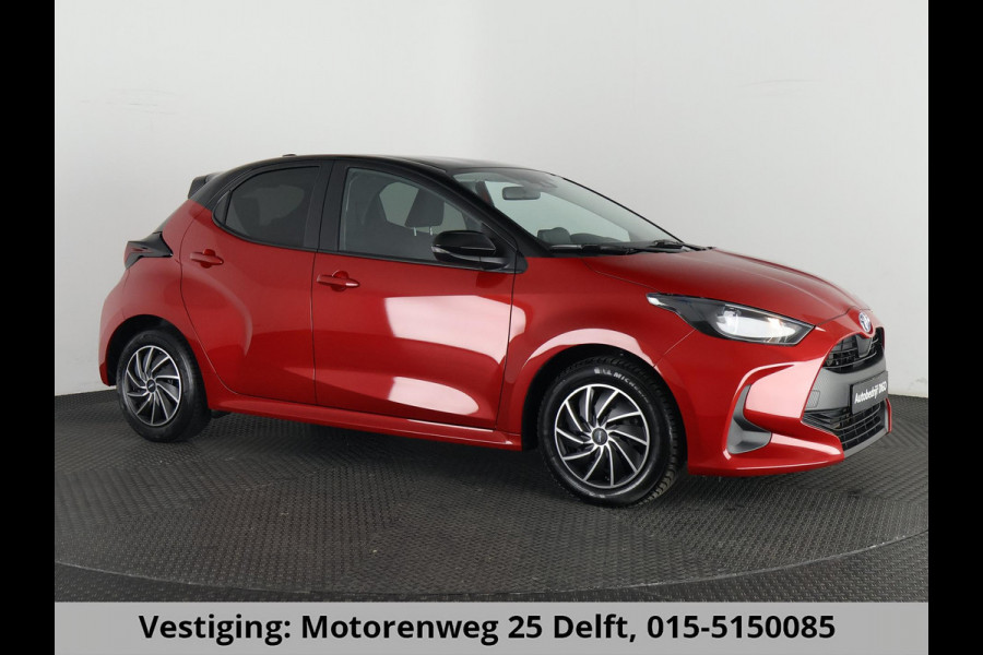 Toyota Yaris 1.5 Hybrid Bi-Tone GARANTIE TOT 12-2032! . NAVIGATIE . ACHTERUITRIJ CAMERA .  ADAPTIEVE CRUISE CONTROL .