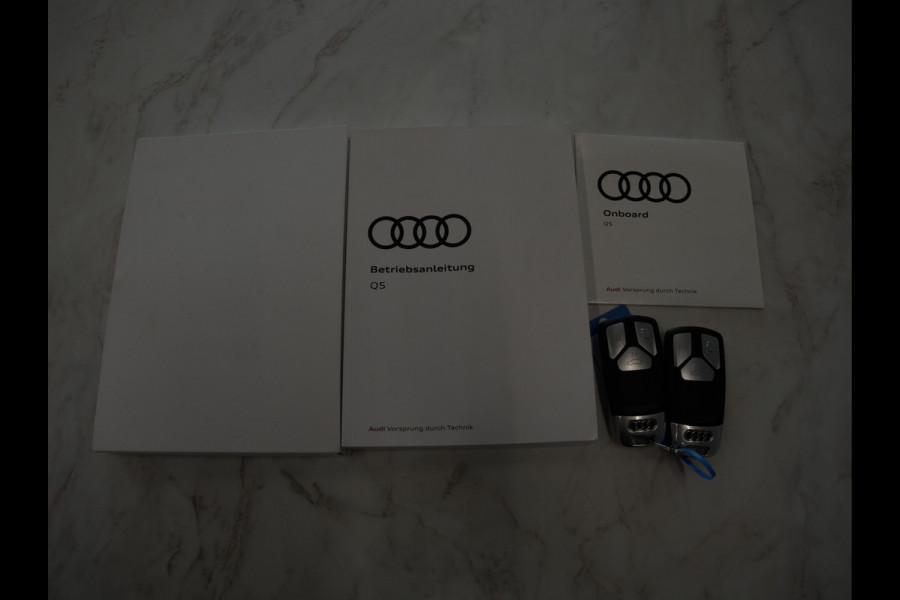 Audi Q5 55 TFSI e quattro Competition | Panoramadak | Luchtvering | Trekhaak | Adaptive Cruise | Keyless | Carplay
