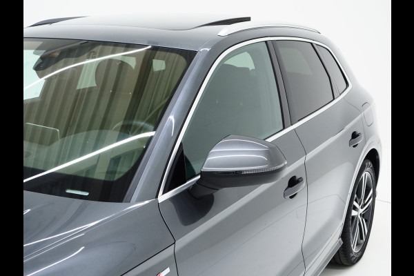 Audi Q5 55 TFSI e quattro Competition | Panoramadak | Luchtvering | Trekhaak | Adaptive Cruise | Keyless | Carplay