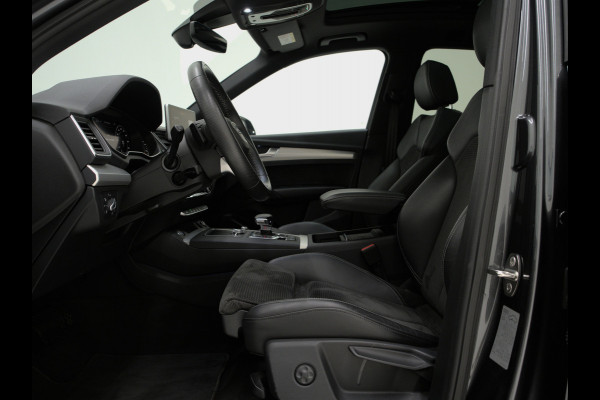 Audi Q5 55 TFSI e quattro Competition | Panoramadak | Luchtvering | Trekhaak | Adaptive Cruise | Keyless | Carplay