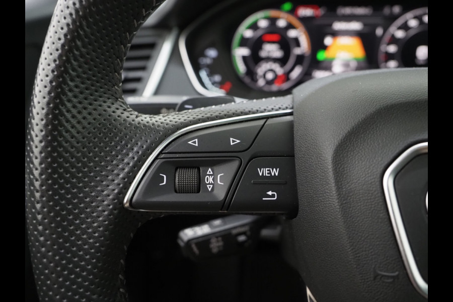 Audi Q5 55 TFSI e quattro Competition | Panoramadak | Luchtvering | Trekhaak | Adaptive Cruise | Keyless | Carplay