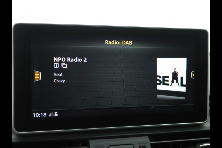 Audi Q5 55 TFSI e quattro Competition | Panoramadak | Luchtvering | Trekhaak | Adaptive Cruise | Keyless | Carplay