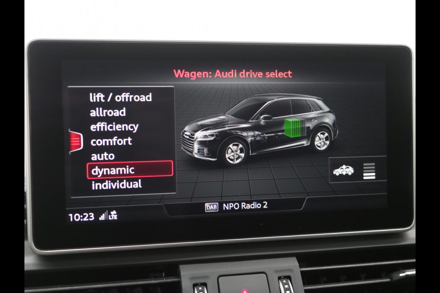 Audi Q5 55 TFSI e quattro Competition | Panoramadak | Luchtvering | Trekhaak | Adaptive Cruise | Keyless | Carplay