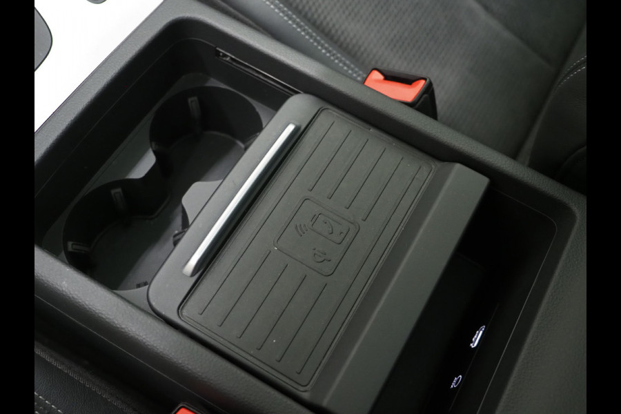 Audi Q5 55 TFSI e quattro Competition | Panoramadak | Luchtvering | Trekhaak | Adaptive Cruise | Keyless | Carplay