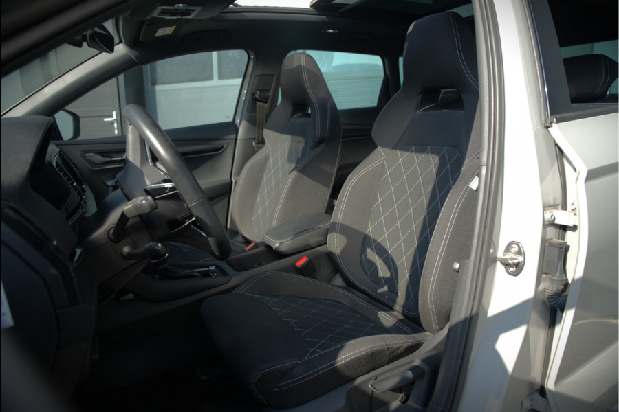 Škoda Karoq 1.5 TSI ACT Sportline Business | Panoramadak | Stoelverwarming | Stuurverwarming | Canton | Keyless | Apple Carplay | Camera | Adaptive Cruise Control | Dodehoekdetectie