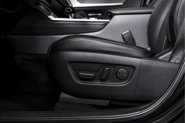 Mazda CX-80 2.5 e-SkyActiv PHEV Homura Plus 7p. | S/K-Panodak | Adapt. Cruise | Elek. Stoel-+verwarming & Ventilatie | Leder | HUD | 360 Camera | Bose | NAV+App. Connect | LM 20" | 9393