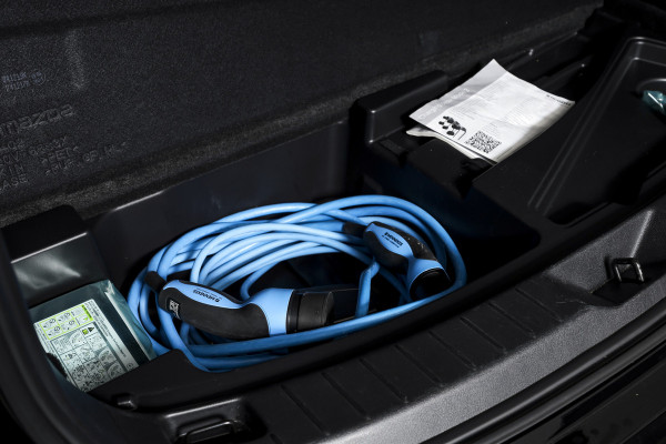 Mazda CX-80 2.5 e-SkyActiv PHEV Homura Plus 7p. | S/K-Panodak | Adapt. Cruise | Elek. Stoel-+verwarming & Ventilatie | Leder | HUD | 360 Camera | Bose | NAV+App. Connect | LM 20" | 9393