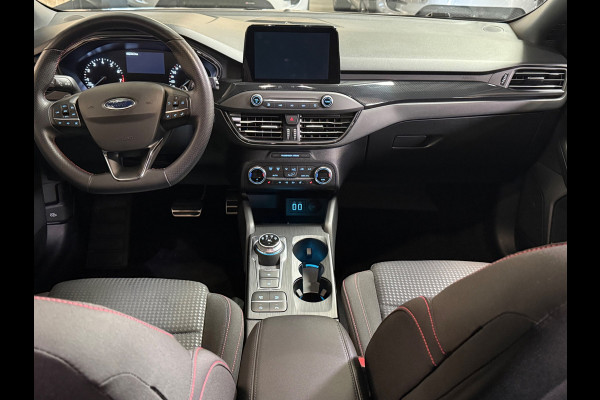Ford Focus 1.5 EcoBoost ST Line Business | Pano | Camera | Navi - stoel-/stuurverwarming | Carplay | Keyless