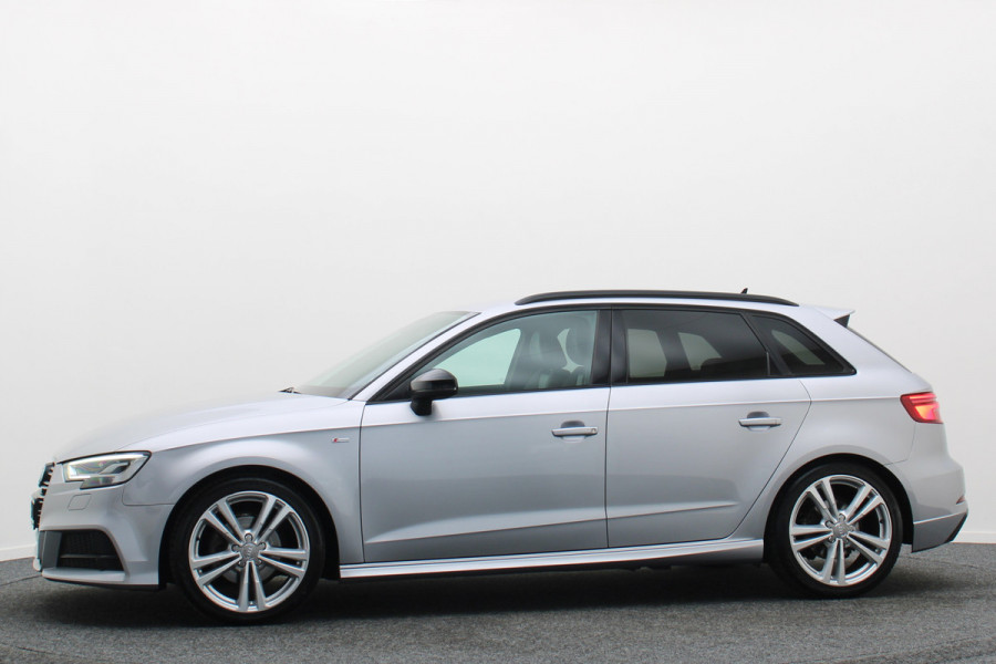 Audi A3 Sportback 35 TFSI CoD Advance Sport S Line Virtual Cockpit, Apple Carplay, LED, Stoelverwarming, Trekhaak, 18"