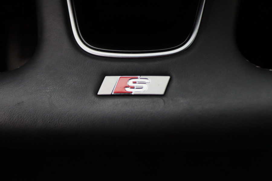 Audi A3 Sportback 35 TFSI CoD Advance Sport S Line Virtual Cockpit, Apple Carplay, LED, Stoelverwarming, Trekhaak, 18"