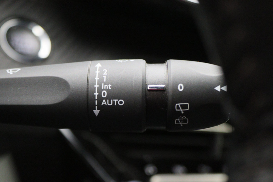 Peugeot 208 1.2 PureTech Blue Lease Allure LED, Keyless, Apple Carplay, Camera, PDC, 16"