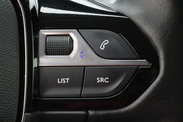 Peugeot 208 1.2 PureTech Blue Lease Allure LED, Keyless, Apple Carplay, Camera, PDC, 16"