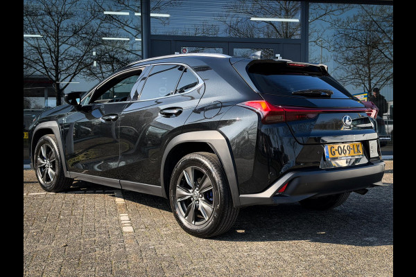 Lexus UX 250h Business Line|Stoel/stuurverwarming|Camera