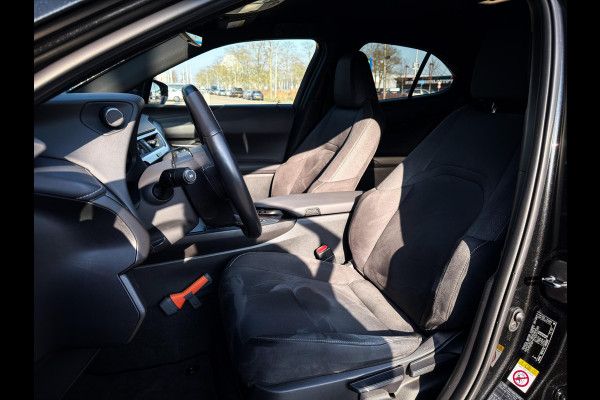 Lexus UX 250h Business Line|Stoel/stuurverwarming|Camera
