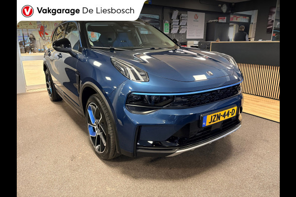 Lynk & Co 01 1.5 / pano / 360 camera / model 2023 / Infinity / navi / stoelverwarming