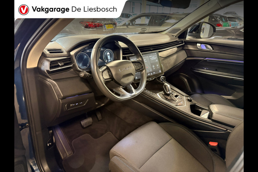 Lynk & Co 01 1.5 / pano / 360 camera / model 2023 / Infinity / navi / stoelverwarming