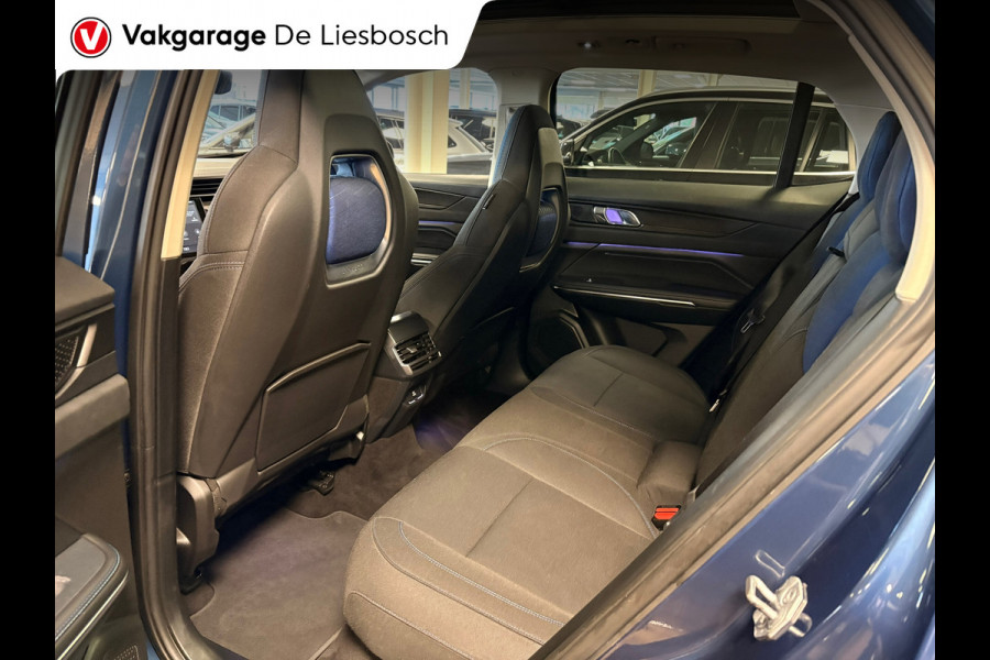 Lynk & Co 01 1.5 / pano / 360 camera / model 2023 / Infinity / navi / stoelverwarming