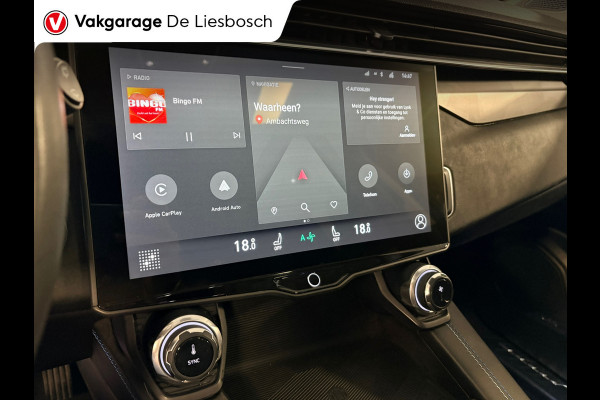 Lynk & Co 01 1.5 / pano / 360 camera / model 2023 / Infinity / navi / stoelverwarming