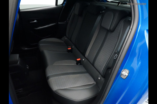 Peugeot 208 1.2 PureTech Allure (APPLE CARPLAY,LED,SPORTSTOELEN,CLIMATE,CRUISE,360 CAMERA,NAVIGATIE,LM-VELGEN,TOPCONDITIE)