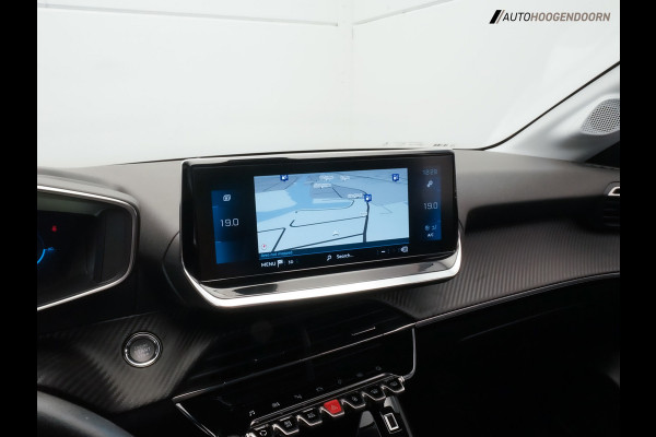 Peugeot 208 1.2 PureTech Allure (APPLE CARPLAY,LED,SPORTSTOELEN,CLIMATE,CRUISE,360 CAMERA,NAVIGATIE,LM-VELGEN,TOPCONDITIE)