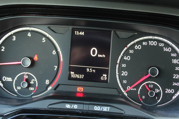 Volkswagen Polo 1.0 TSI Comfortline NAP NED AUTO 5 DRS AIRCO CRUISE