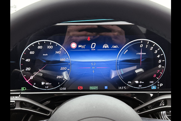 Mercedes-Benz E-Klasse 300 e Sport Edition | Premium pakket | Winterpakket | Nightpakket | Rijassistentiepakket Plus | 20 inch AMG velgen | Trekhaak | 360°-camera | MBUX Superscreen | Burmester® 4D sound system | Augmented Reality navigatie |