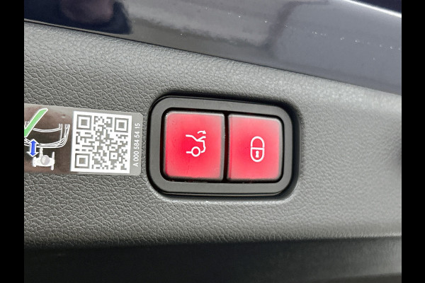 Mercedes-Benz E-Klasse 300 e Sport Edition | Premium pakket | Winterpakket | Nightpakket | Rijassistentiepakket Plus | 20 inch AMG velgen | Trekhaak | 360°-camera | MBUX Superscreen | Burmester® 4D sound system | Augmented Reality navigatie |