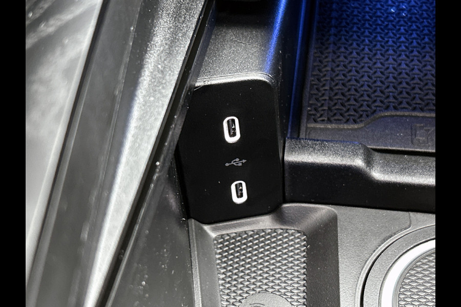 Mercedes-Benz E-Klasse 300 e Sport Edition | Premium pakket | Winterpakket | Nightpakket | Rijassistentiepakket Plus | 20 inch AMG velgen | Trekhaak | 360°-camera | MBUX Superscreen | Burmester® 4D sound system | Augmented Reality navigatie |