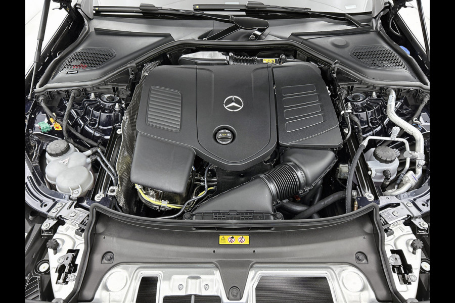 Mercedes-Benz E-Klasse 300 e Sport Edition | Premium pakket | Winterpakket | Nightpakket | Rijassistentiepakket Plus | 20 inch AMG velgen | Trekhaak | 360°-camera | MBUX Superscreen | Burmester® 4D sound system | Augmented Reality navigatie |