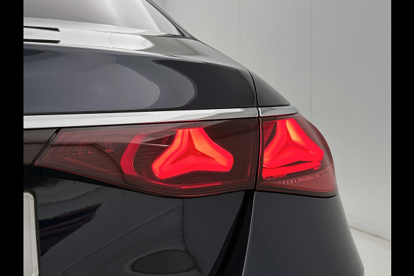 Mercedes-Benz E-Klasse 300 e Sport Edition | Premium pakket | Winterpakket | Nightpakket | Rijassistentiepakket Plus | 20 inch AMG velgen | Trekhaak | 360°-camera | MBUX Superscreen | Burmester® 4D sound system | Augmented Reality navigatie |