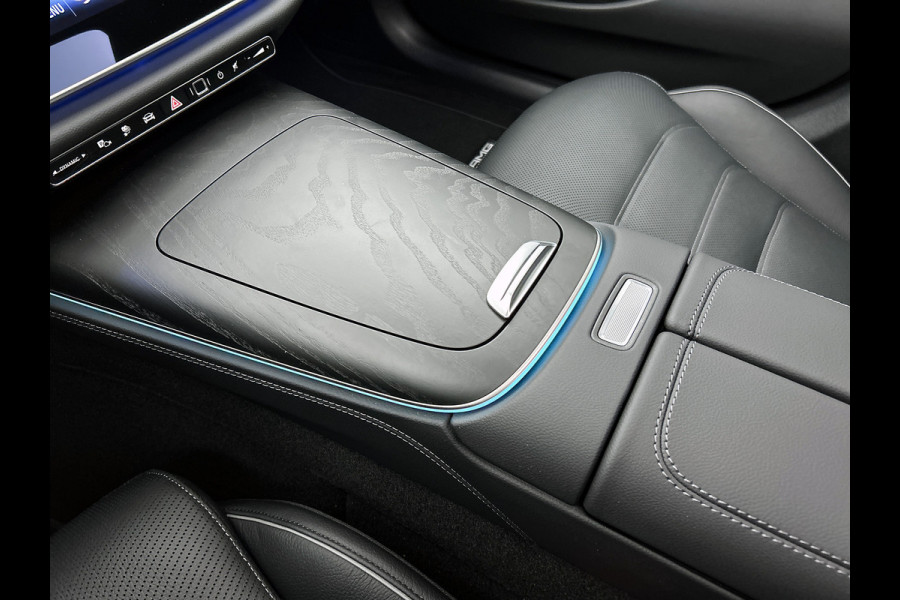 Mercedes-Benz E-Klasse 300 e Sport Edition | Premium pakket | Trekhaak | Leder pakket | Winter pakket | Stoelventilatie voor | Digital Light | 360° camera | Burmester® 4D surround sound system | MBUX Superscreen | Augmented Reality navigatie |