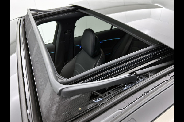 Mercedes-Benz E-Klasse 300 e Sport Edition | Premium pakket | Trekhaak | Leder pakket | Winter pakket | Stoelventilatie voor | Digital Light | 360° camera | Burmester® 4D surround sound system | MBUX Superscreen | Augmented Reality navigatie |