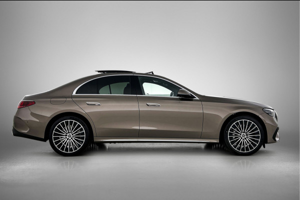 Mercedes-Benz E-Klasse 300 e Sport Edition | Premium pakket | Trekhaak | Leder pakket | Winter pakket | Stoelventilatie voor | Digital Light | 360° camera | Burmester® 4D surround sound system | MBUX Superscreen | Augmented Reality navigatie |