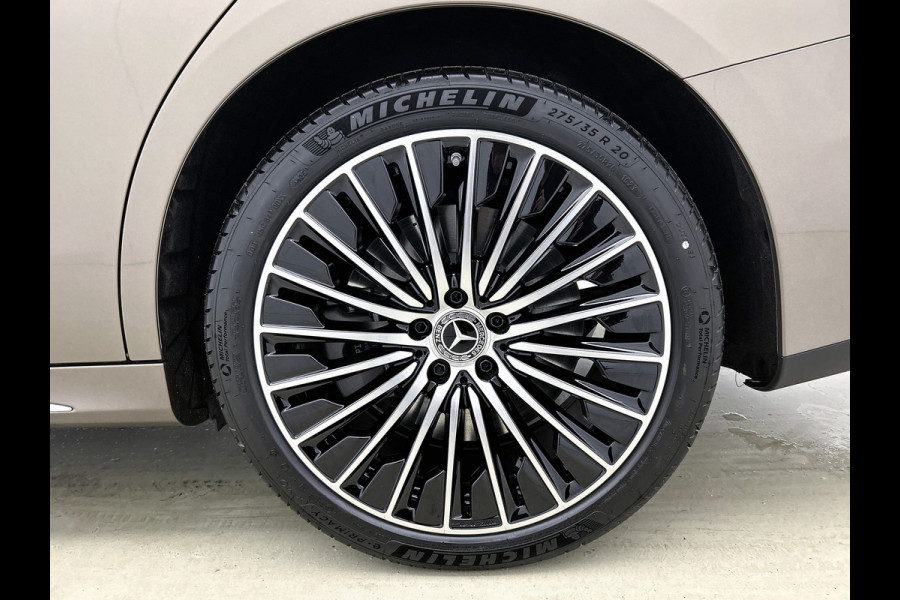 Mercedes-Benz E-Klasse 300 e Sport Edition | Premium pakket | Trekhaak | Leder pakket | Winter pakket | Stoelventilatie voor | Digital Light | 360° camera | Burmester® 4D surround sound system | MBUX Superscreen | Augmented Reality navigatie |
