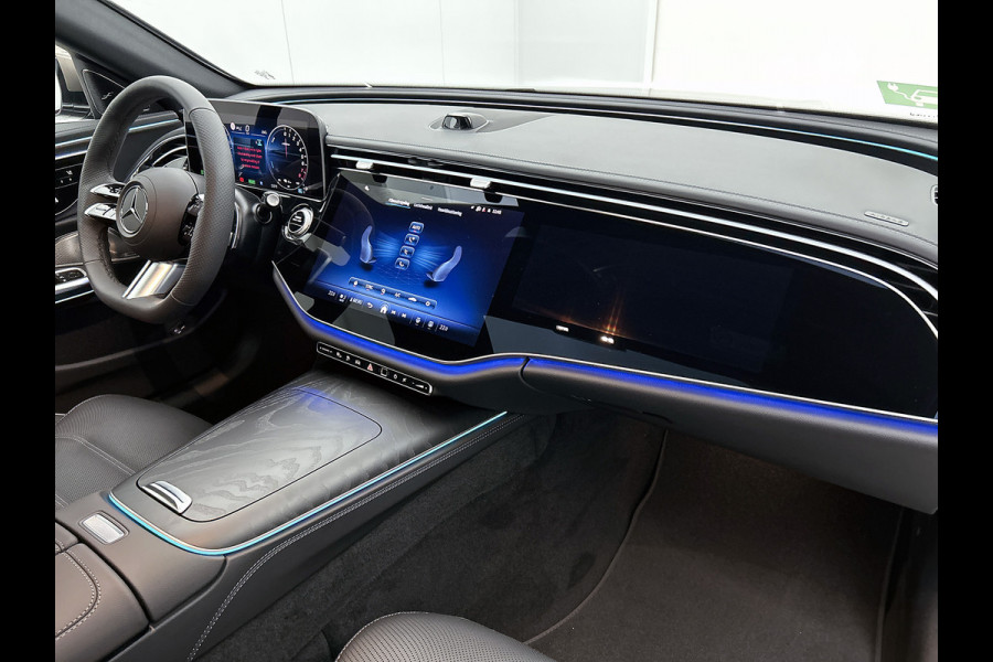 Mercedes-Benz E-Klasse 300 e Sport Edition | Premium pakket | Trekhaak | Leder pakket | Winter pakket | Stoelventilatie voor | Digital Light | 360° camera | Burmester® 4D surround sound system | MBUX Superscreen | Augmented Reality navigatie |