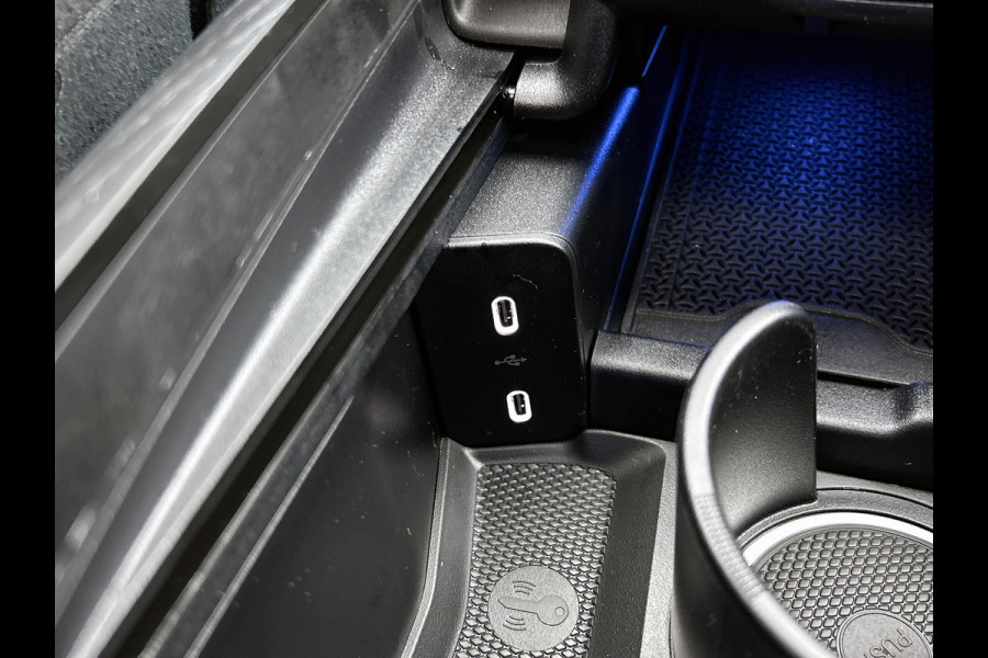 Mercedes-Benz E-Klasse 300 e Sport Edition | Premium pakket | Trekhaak | Leder pakket | Winter pakket | Stoelventilatie voor | Digital Light | 360° camera | Burmester® 4D surround sound system | MBUX Superscreen | Augmented Reality navigatie |