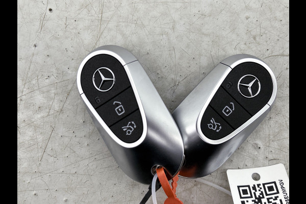 Mercedes-Benz E-Klasse 300 e Sport Edition | Premium pakket | Trekhaak | Leder pakket | Winter pakket | Stoelventilatie voor | Digital Light | 360° camera | Burmester® 4D surround sound system | MBUX Superscreen | Augmented Reality navigatie |