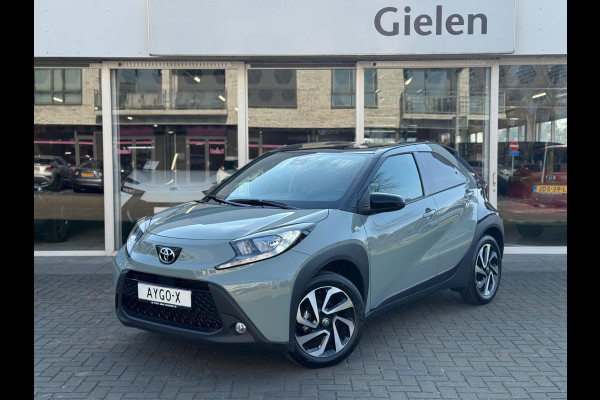 Toyota Aygo X 1.0 VVT-i MT Pulse Bi-tone | Urban Khaki, 17 inch, Privacy glass, Apple CarPlay/Android auto, Airconditioning, Parkeercamera