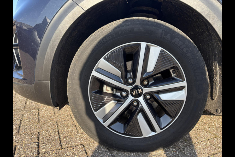 Kia Niro 1.6 GDi Hybrid DynamicLine | SCI | Navigatie | Camera | Half leder |