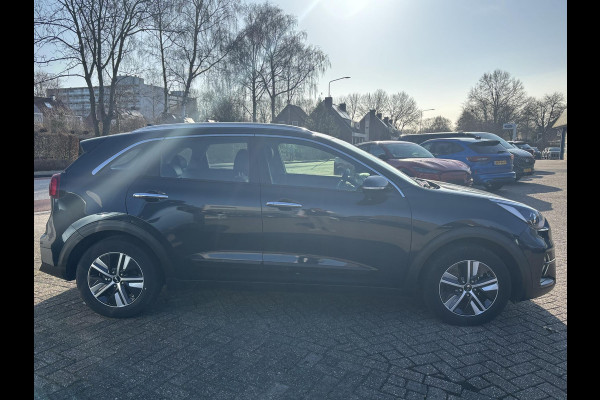 Kia Niro 1.6 GDi Hybrid DynamicLine | SCI | Navigatie | Camera | Half leder |