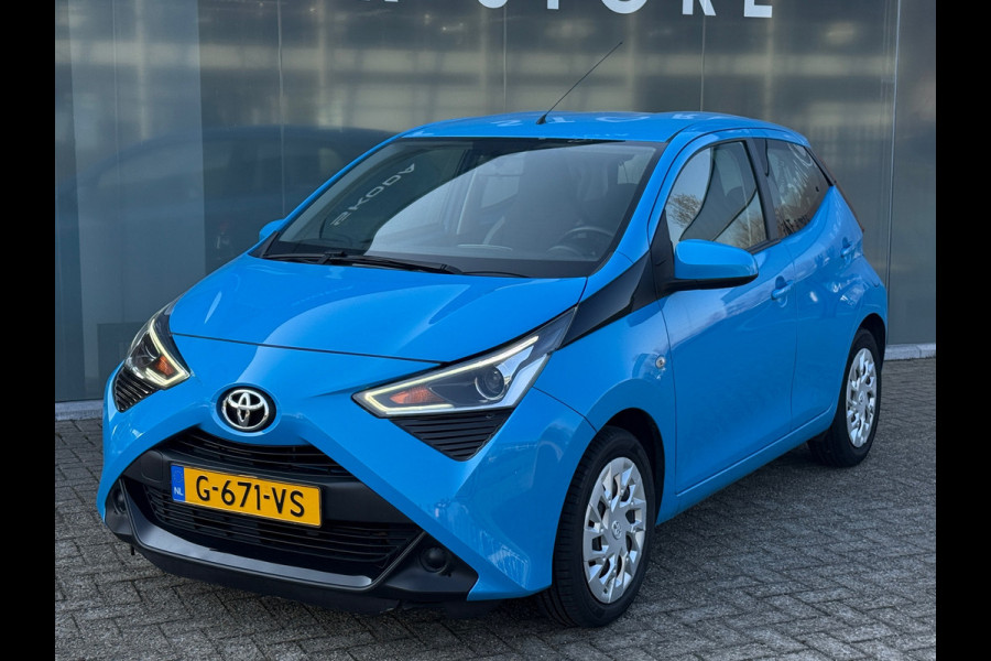 Toyota Aygo 1.0 VVT-i x-play limited Carplay Camera