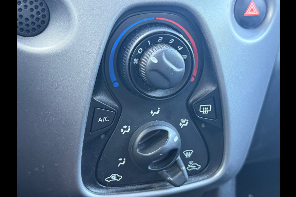 Toyota Aygo 1.0 VVT-i x-play limited Carplay Camera