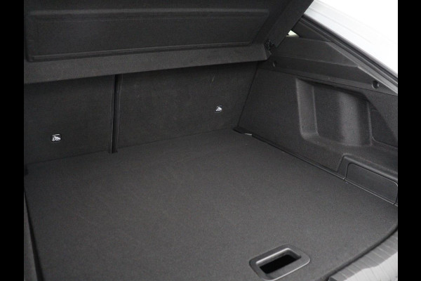 Renault Arkana 1.6 E-Tech Hybrid 145 R.S. Line | Leder/Alcantara | Stoelverwarming | Adaptive cruise | Camera | Carplay | Keyless | Park Assist | Full LED | Navigatie | File Assistent