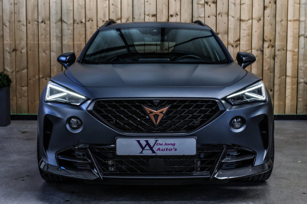 CUPRA Formentor VZ5 2.5 TSI *Schaalstoelen*Carbon*360 Camera*Beats*Uniek!*