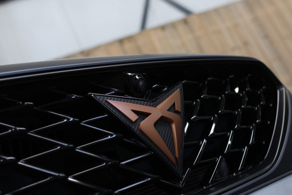 CUPRA Formentor VZ5 2.5 TSI *Schaalstoelen*Carbon*360 Camera*Beats*Uniek!*