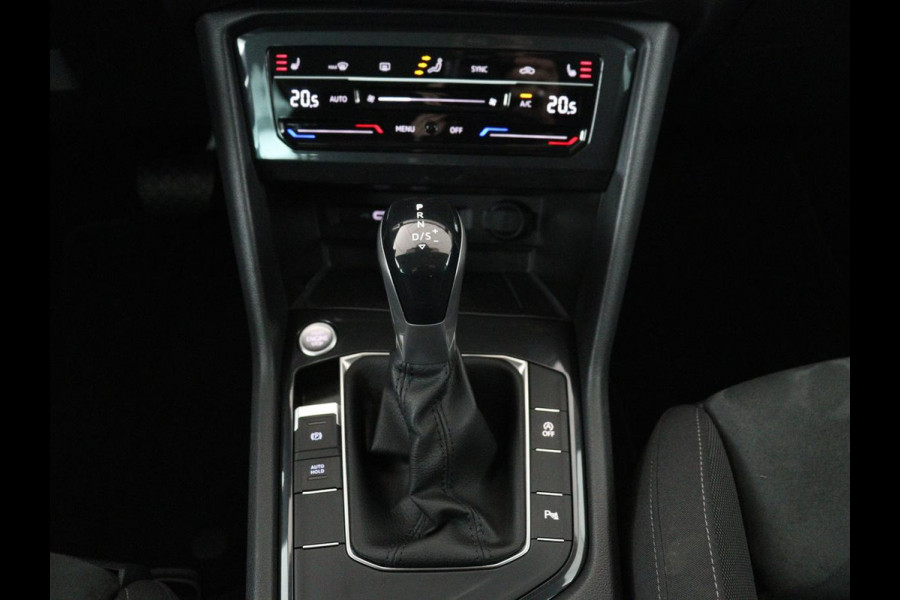 Volkswagen Tiguan 1.5 TSI Life Business | Stoelverwarming | Massage | Virtual Cockpit | Carplay | Navigatie | Keyless | Adaptive cruise | Parkeerhulp | Full LED | Climate control
