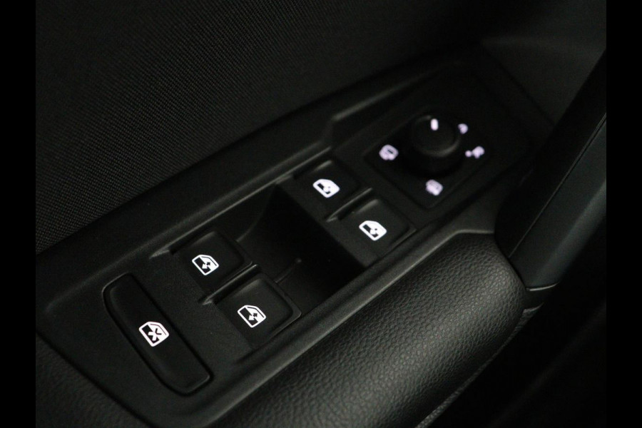 Volkswagen Tiguan 1.5 TSI Life Business | Stoelverwarming | Massage | Virtual Cockpit | Carplay | Navigatie | Keyless | Adaptive cruise | Parkeerhulp | Full LED | Climate control